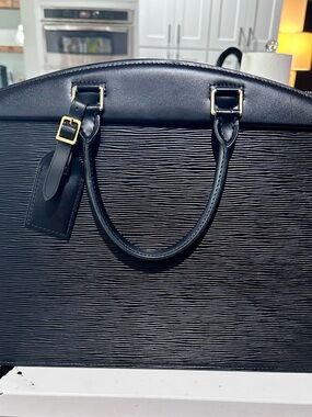 Louis Vuitton Black Epi Rivera Leather Structured Tote